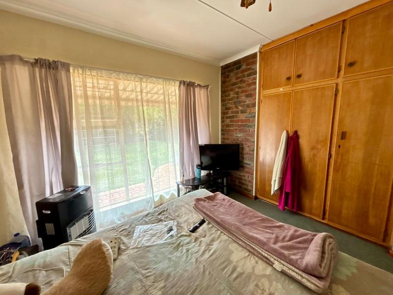 4 Bedroom Property for Sale in Pellissier Free State